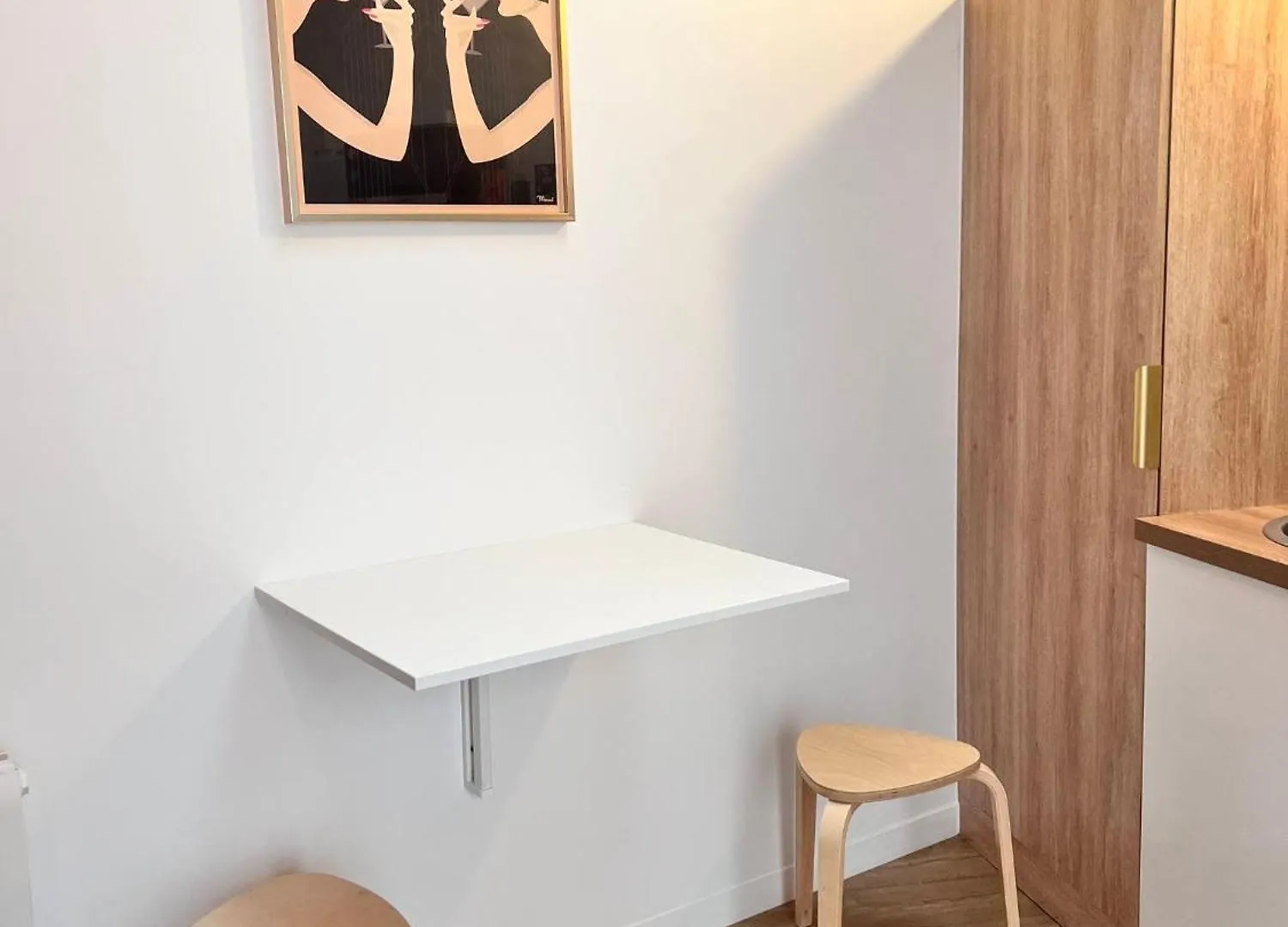 So Link Studio - Paris 75004 Marais District France